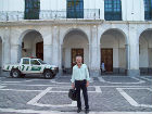 Mezzolani davanti al Cabildo di Còrdoba Mezzolani davanti al Cabildo di Còrdoba