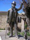 La statua dedicata a Pasqualon La statua dedicata a Pasqualon