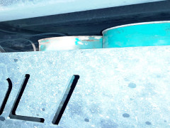 furto di gasolio sull'autostrada A14: le taniche nascoste in un doppiofondo del tir