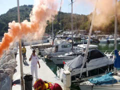 Esercitazione anti-incendio al porto di Baia Vallugola