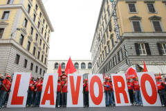 manifestazione della Cgil per il lavoro