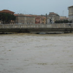 Il fiume Misa a Senigallia in piena per il maltempo del 5 marzo 2015