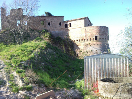 Castello di Montelabbate
