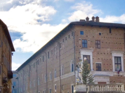 Piazza Rinascimento a Urbino