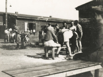 Internati militari italiani in un lager nazista