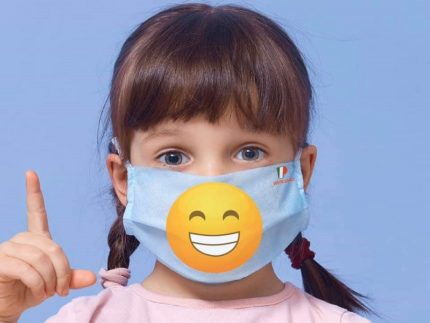Mascherine per bambini distribuite a Pesaro