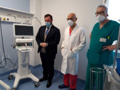 Mirco Carloni in visita all'Ospedale San Salvatore