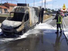 Incendio di un furgone a Pesaro