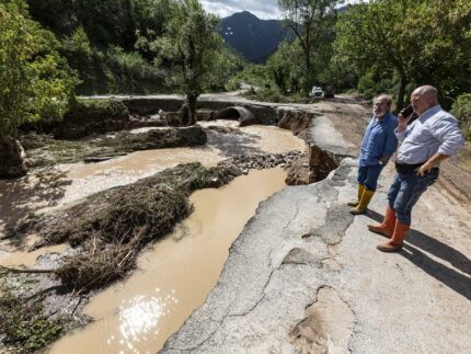 Strade danneggiate dall'alluvione nel Pesarese