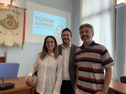 Presentazione a Pesaro del Forum Giovani