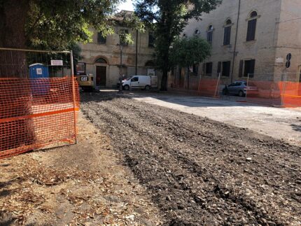 Lavori in piazza Marcolini a Fano