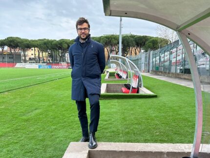 L'assessore Riccardo Pozzi allo stadio Benelli