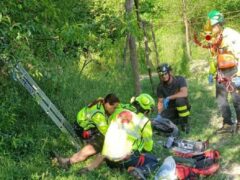 Soccorso di persona caduta da una scala a Fermignano