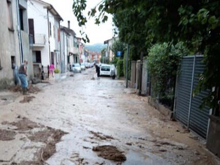Maltempo, allagamenti a Pesaro