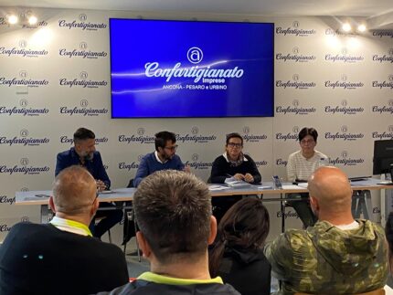 Incontro a Pesaro tra amministrazione comunale e Confartigianato