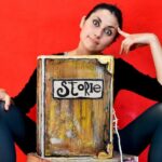 "Storia con le gambe per orecchie in partenza"