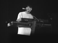 Coez in concerto ad Ancona: data zero del Tour 1998