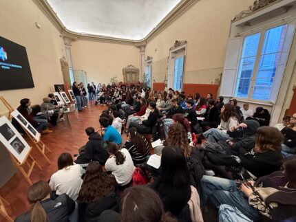 Studenti partecipano al Giorno della Memoria a Pesaro