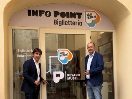 Inaugurazione Infopoint a Pesaro