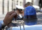 Un lampeggiante mobile delle Forze dell'Ordine