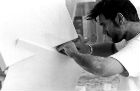 Uno scultore al lavoro