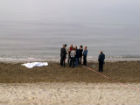 Cadavere sulla spiaggia di Marotta