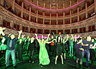 Il salone allestito a sala da ballo al Teatro La Fortuna di Fano