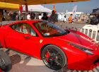 Ritrovo delle Ferrari sul Lido di Fano