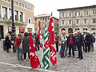 Presidio Cgil e Cisl a Pesaro contro l'attentato di Brindisi
