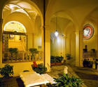 L'interno di Palazzo Ciacchi-Mosca